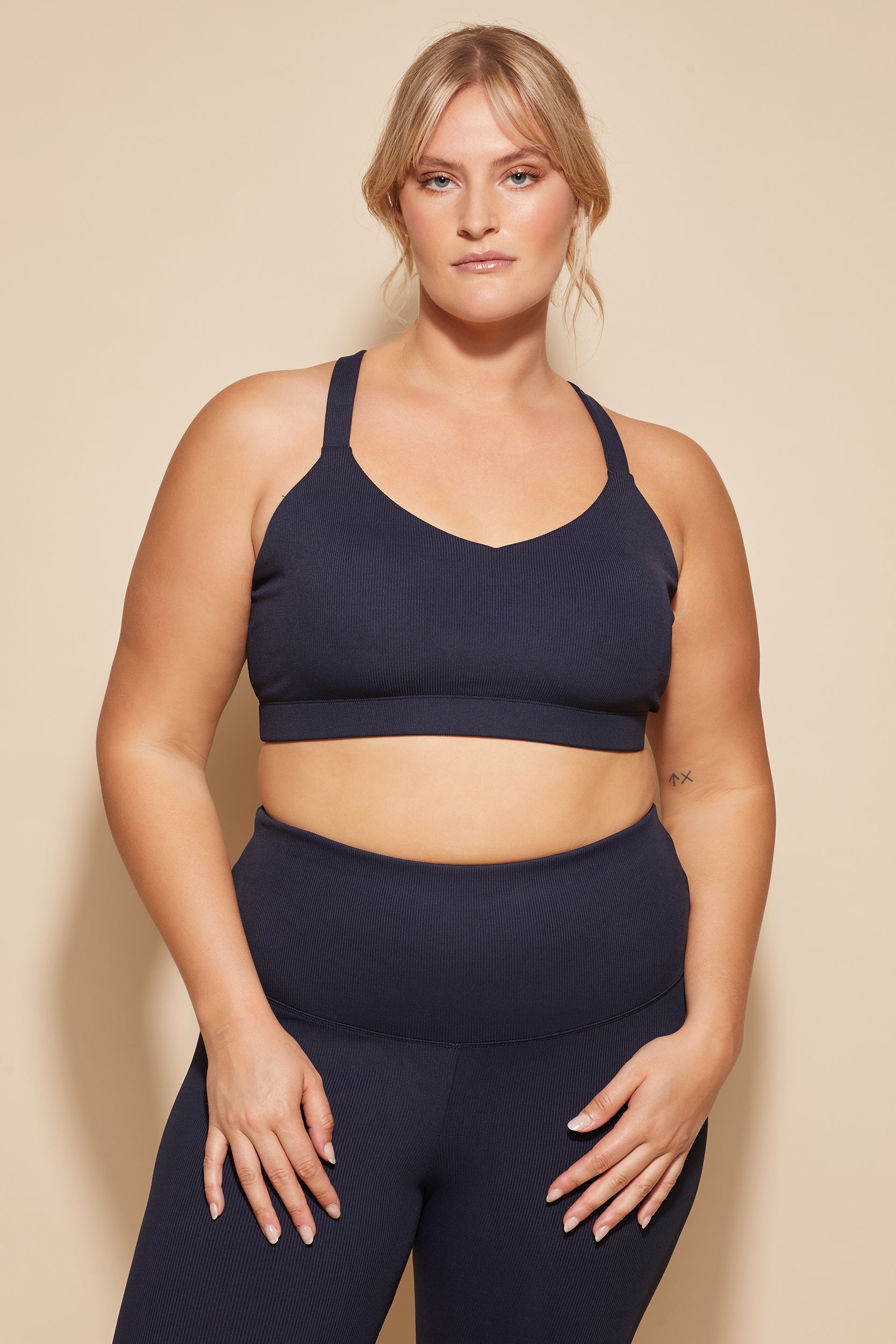 dk active SPORTS BRAS Bonnie Crop