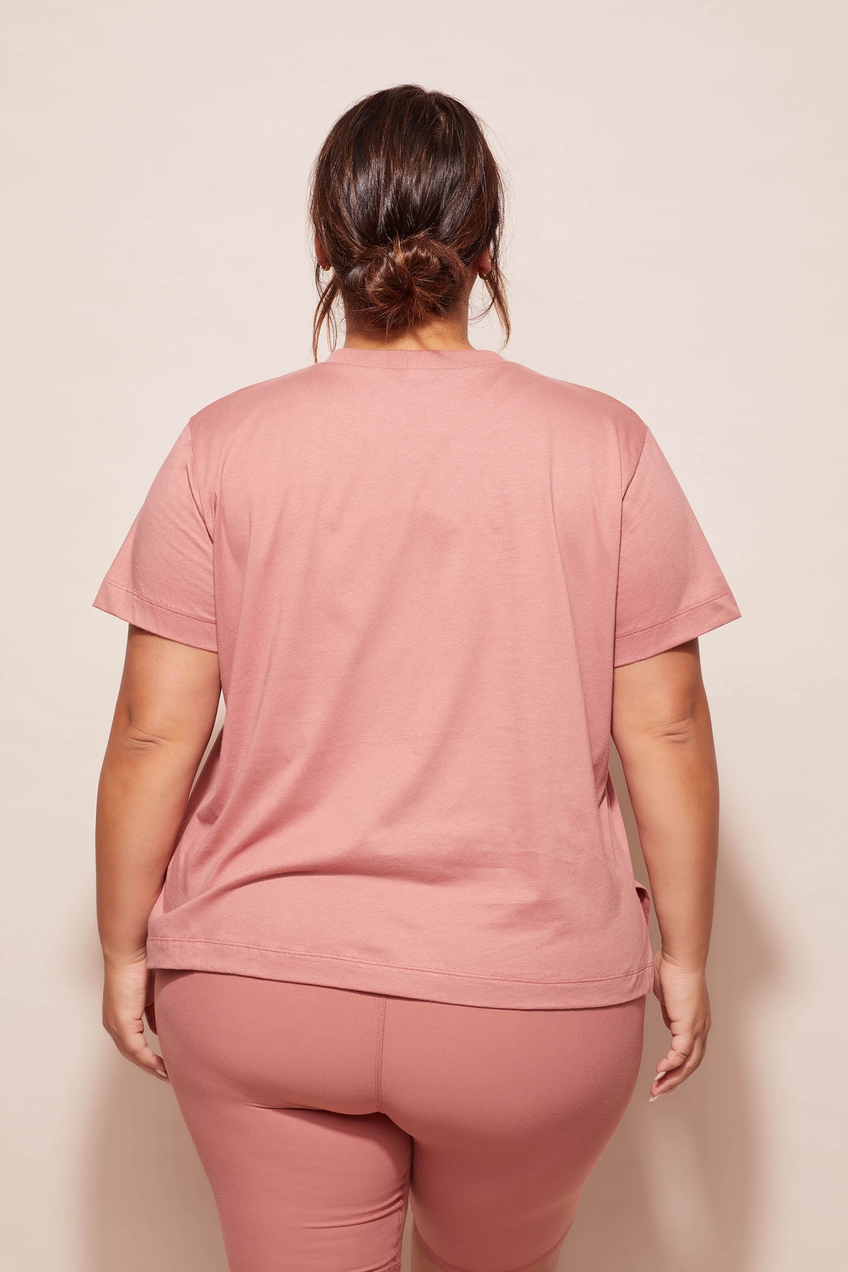 dk active TOPS Side Swipe Tee