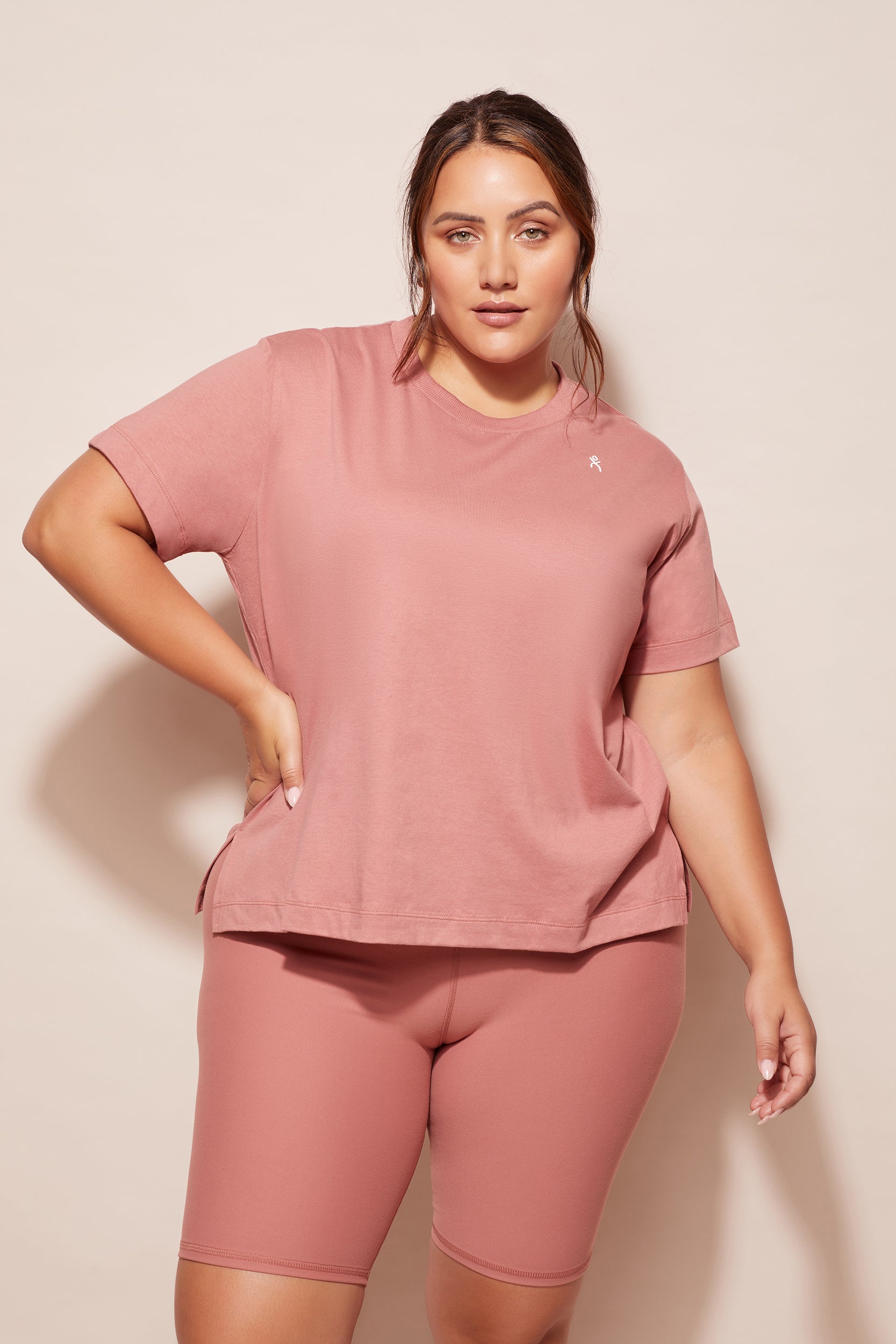 dk active TOPS Side Swipe Tee