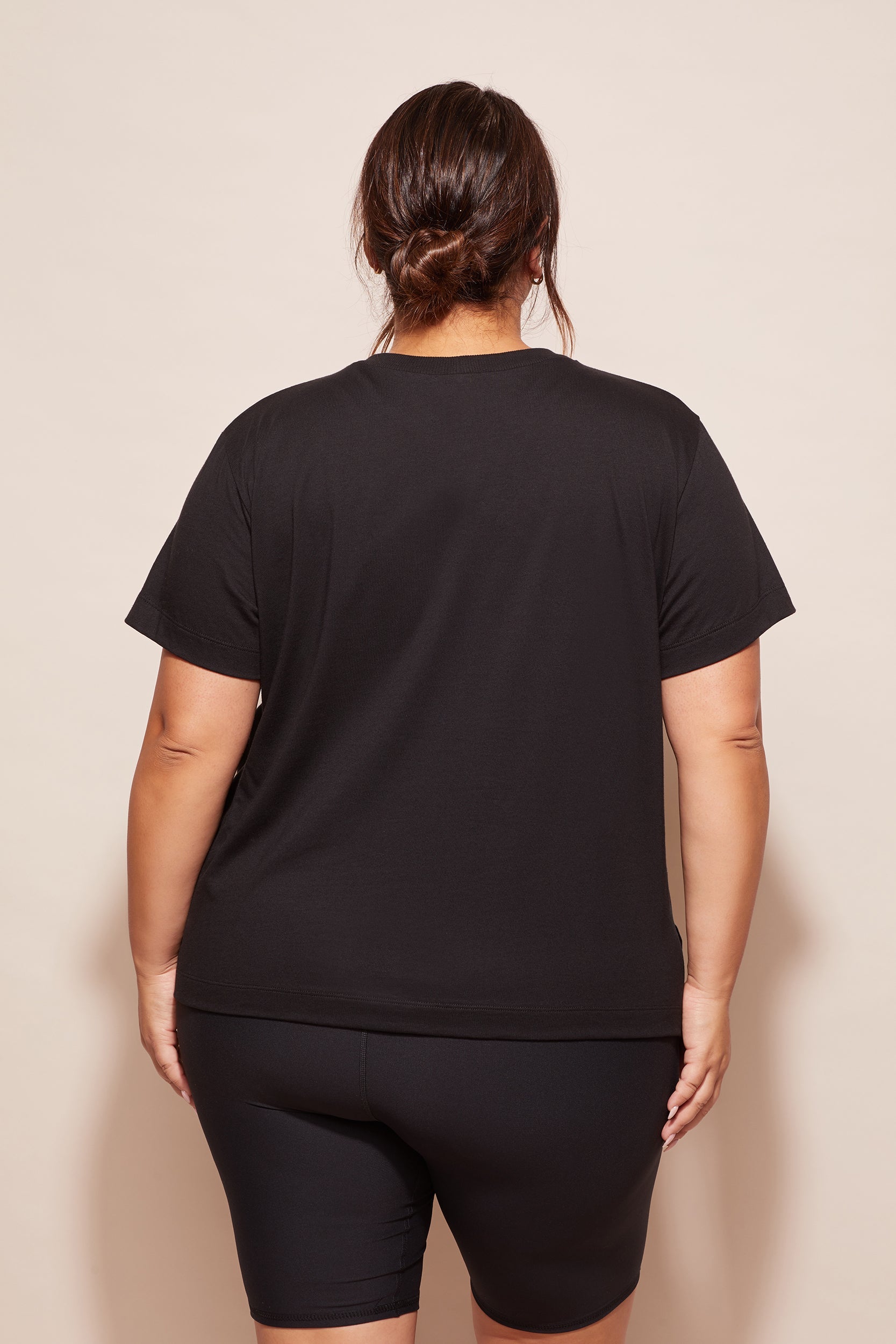 dk active TOPS Side Swipe Tee