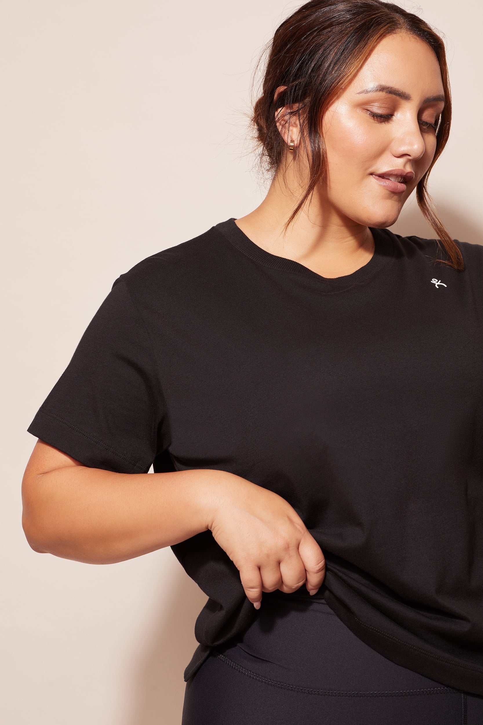 dk active TOPS Side Swipe Tee