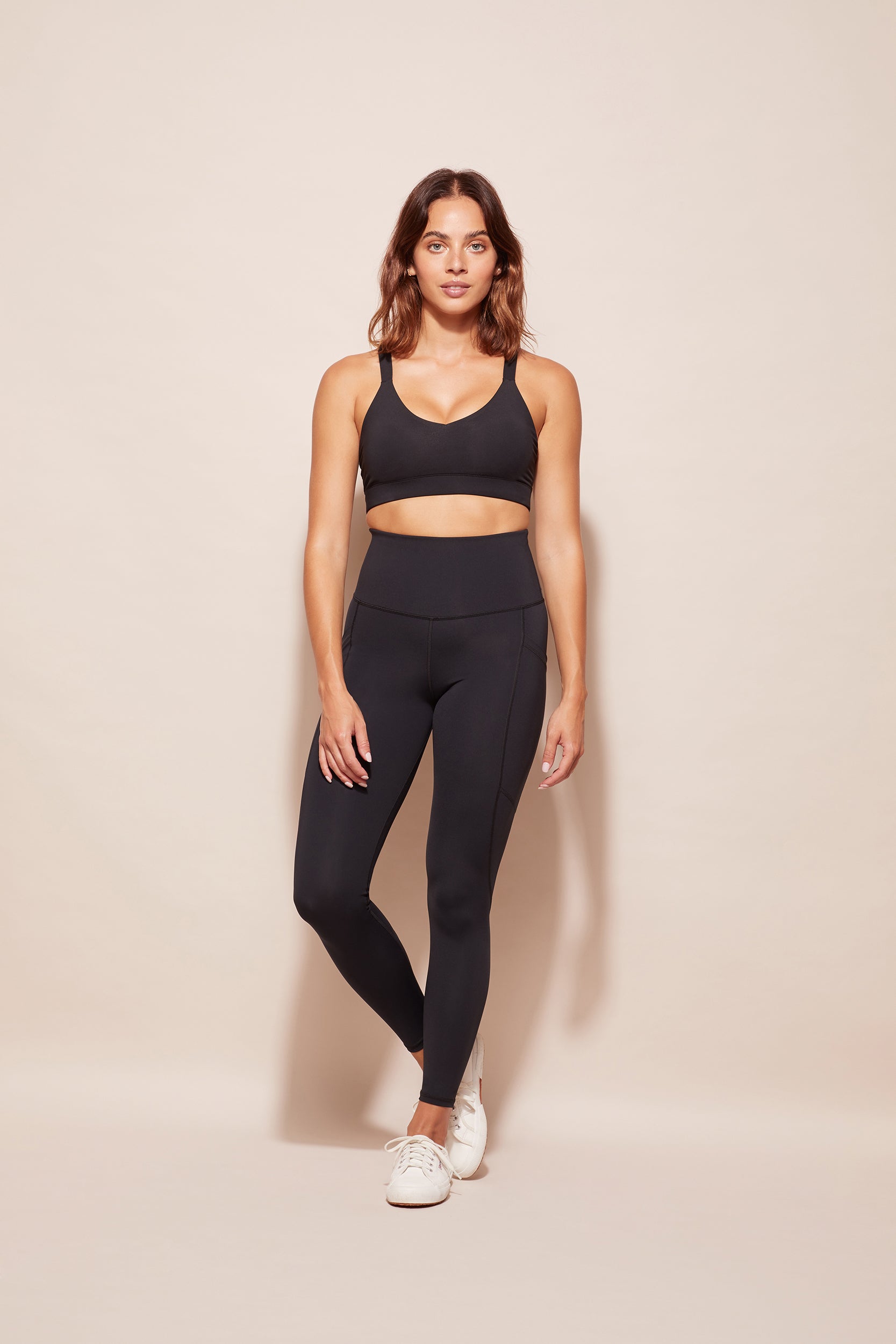 dk active CORE SPORTS BRAS Emma Crop