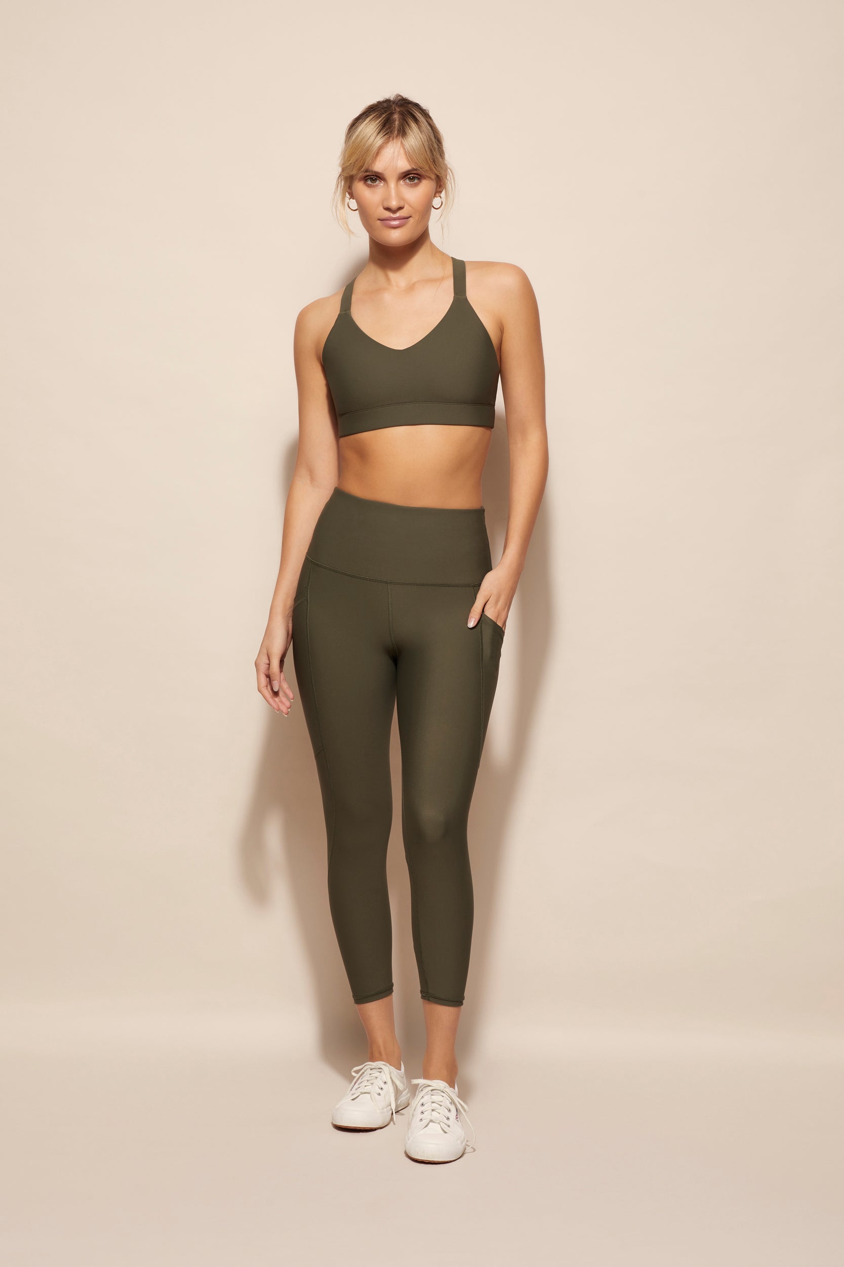 dk active SPORTS BRAS Preorder Emma Crop