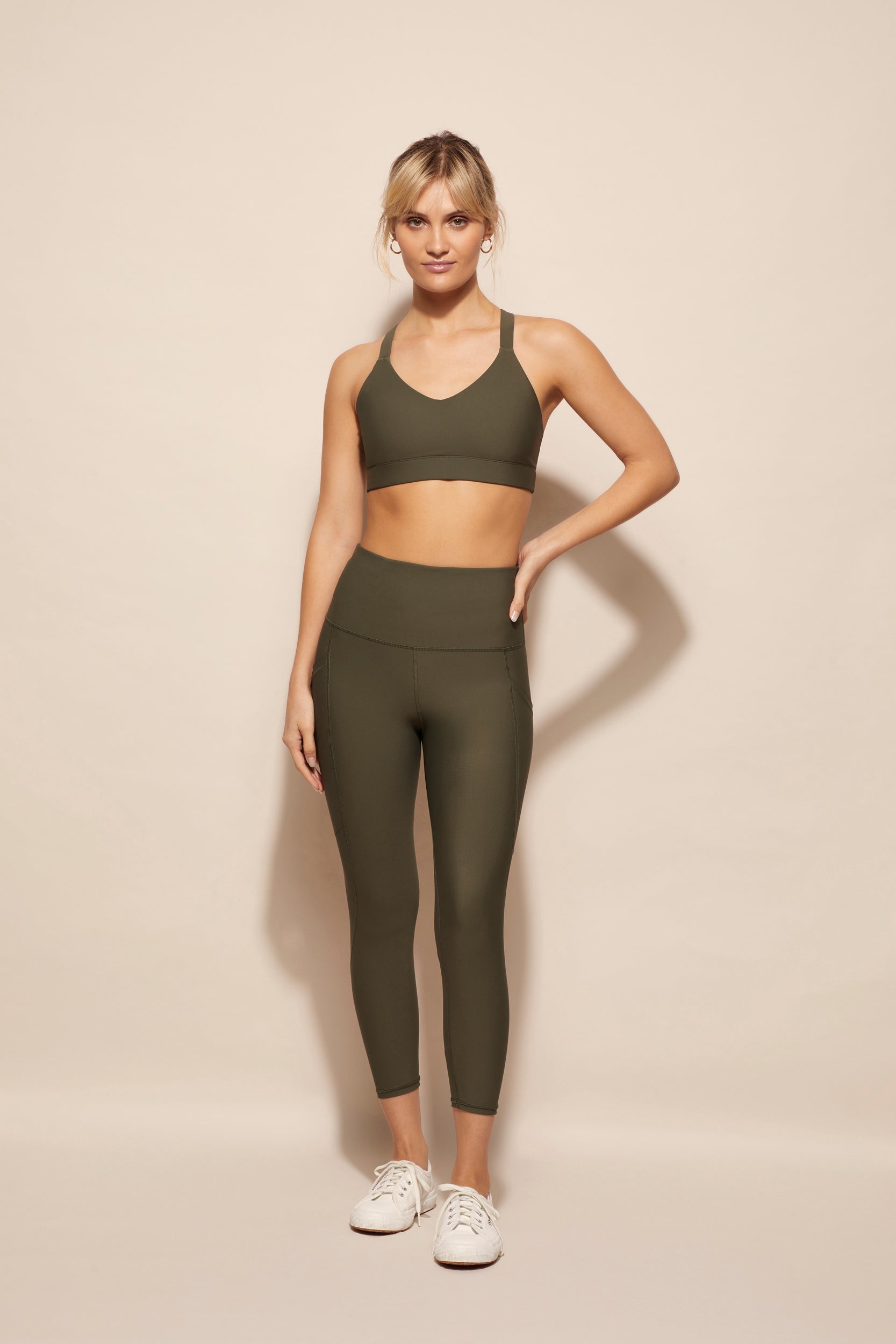 dk active TIGHTS Preorder Essential Tight 7/8