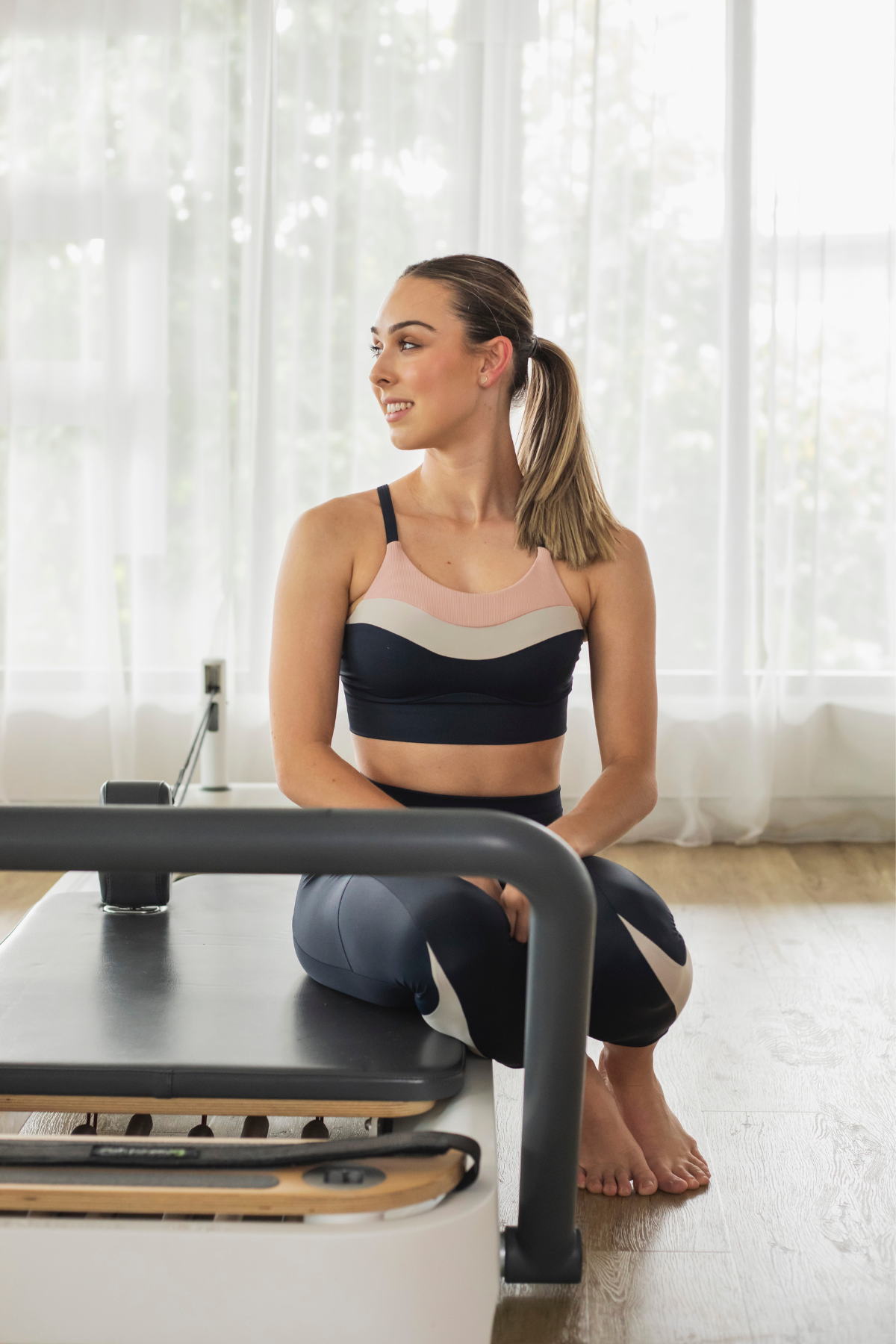 dk active SPORTS BRAS Making Waves Crop